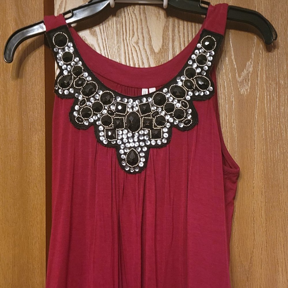 Maroon sleeveless top with jewels
